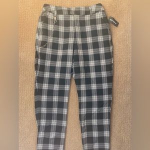 BRAND NEW!! Hot Topic Plaid trousers